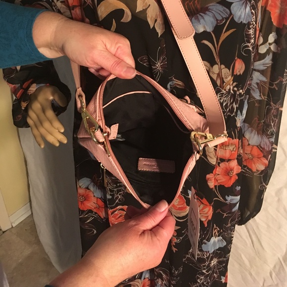NWT Pink Multi-Zipper Crossbody by Mia K. Farrow - Picture 5 of 9